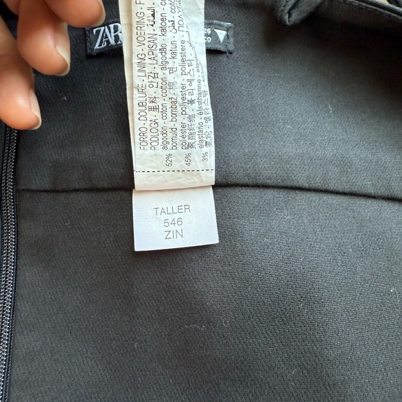 Zara Black Sleeveless Fitted Crop Camisole - Picture 3 of 9